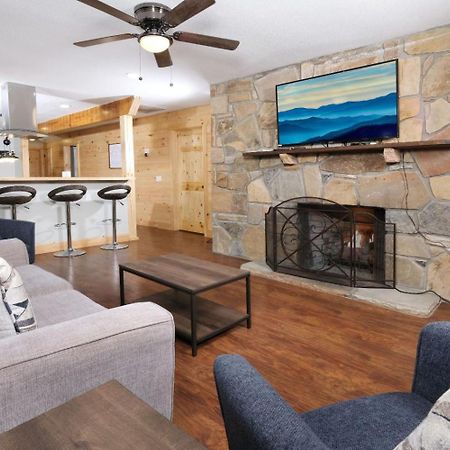 Big Oak Hideaway Villa Гетлинбург Екстериор снимка